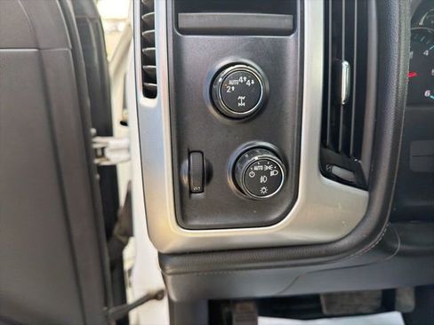 Used 2017 GMC Sierra 1500 SLE w/ SLE Value Package AWD/4WD image 23