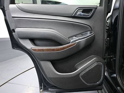 Used 2019 Chevrolet Tahoe LT w/ RST Edition AWD/4WD image 43