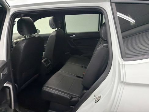 Used 2021 Volkswagen Tiguan SE R-Line FWD image 21