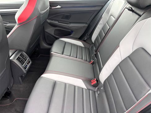 Used 2025 Volkswagen GTI Autobahn image 28