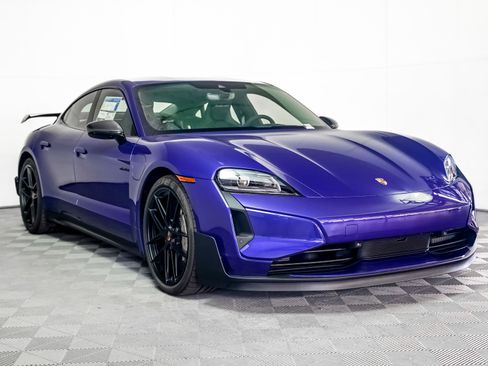 New 2025 Porsche Taycan Turbo GT image 8