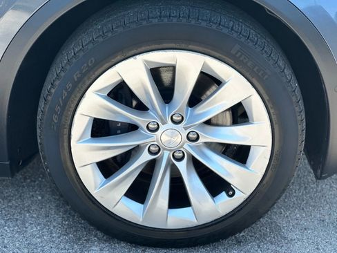 Used 2018 Tesla Model X 75D image 33