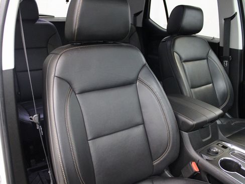 Used 2020 Chevrolet Traverse Premier w/ LPO, Blackout Package image 35