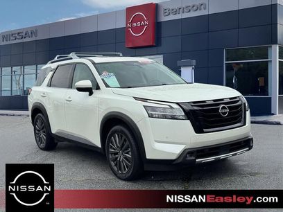 Certified 2022 Nissan Pathfinder SL w/ SL Premium Package