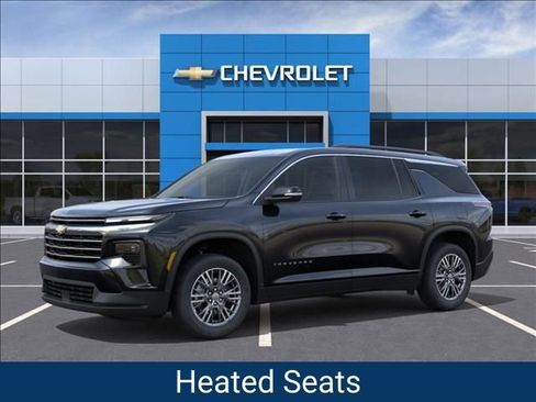 New 2026 Chevrolet Traverse LT image 2