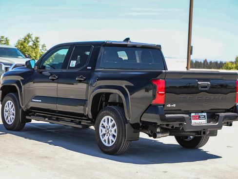 New 2026 Toyota Tacoma SR5 AWD/4WD image 7