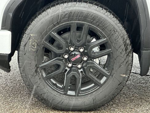 New 2026 GMC Sierra 1500 Elevation image 30