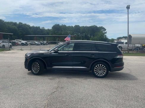 Used 2020 Lincoln Aviator Reserve AWD/4WD image 4