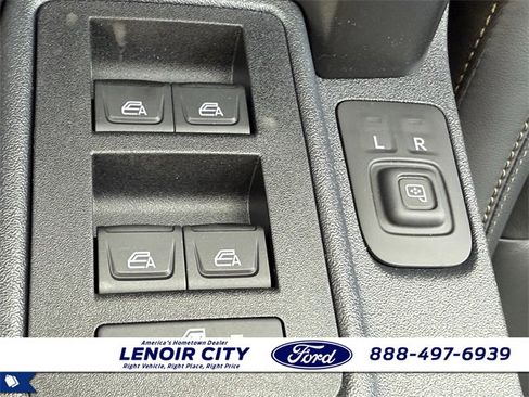 New 2025 Ford Bronco Badlands image 18