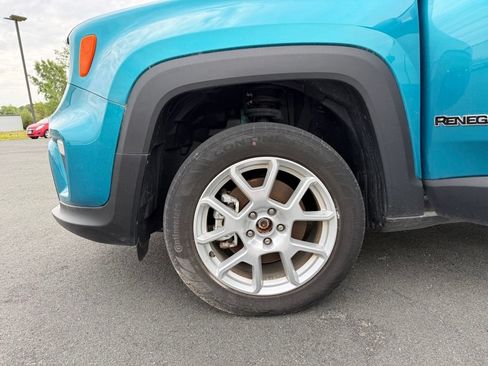 Used 2022 Jeep Renegade Latitude w/ Convenience Group AWD/4WD image 25