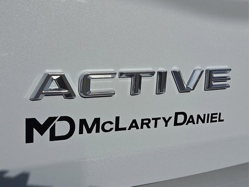 New 2026 Ford Expedition Active image 8