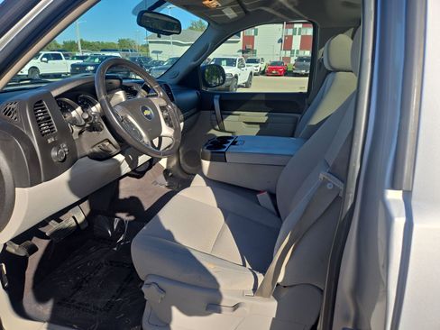 Used 2010 Chevrolet Silverado 1500 LT image 10