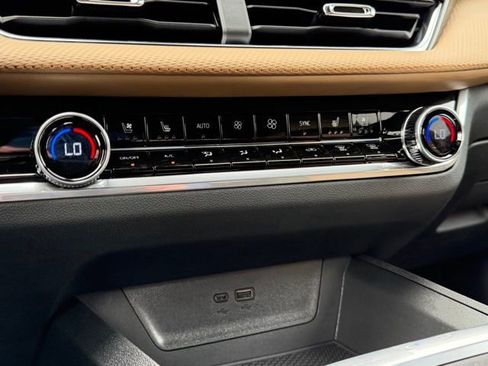 New 2026 Chevrolet Equinox ACTIV image 21