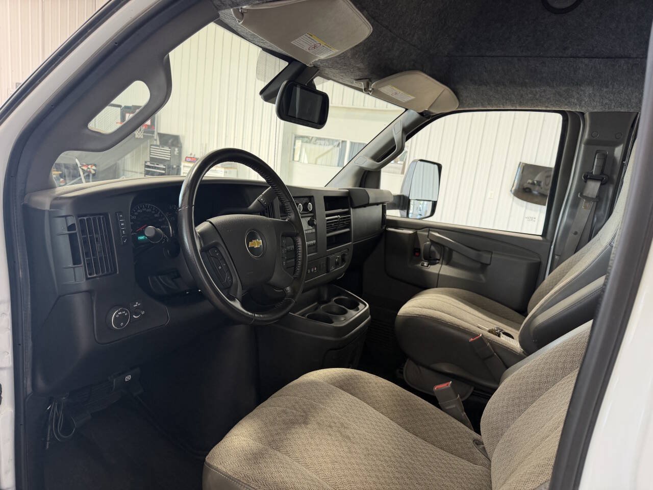 Used 2021 Chevrolet Express 3500 w/ Power Convenience Package RWD image 9