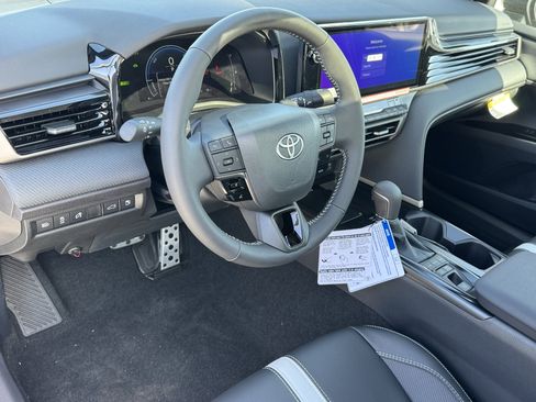 New 2026 Toyota Camry SE image 16