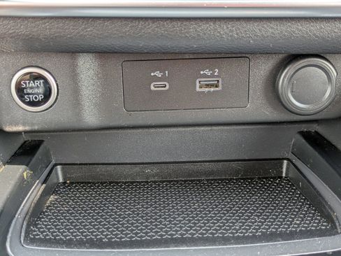 Used 2021 Nissan Rogue SV FWD image 23