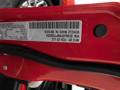 Used 2023 Jeep Compass Latitude image 46