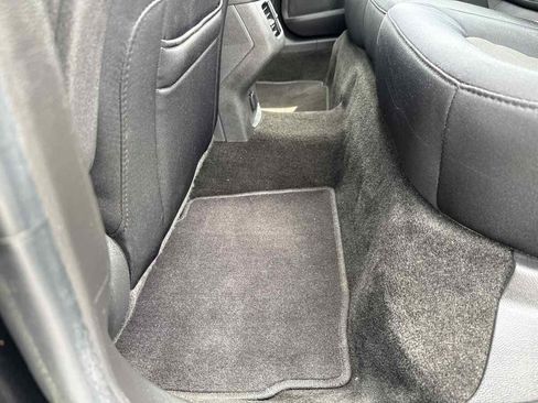 Used 2015 Ford Fusion SE image 12