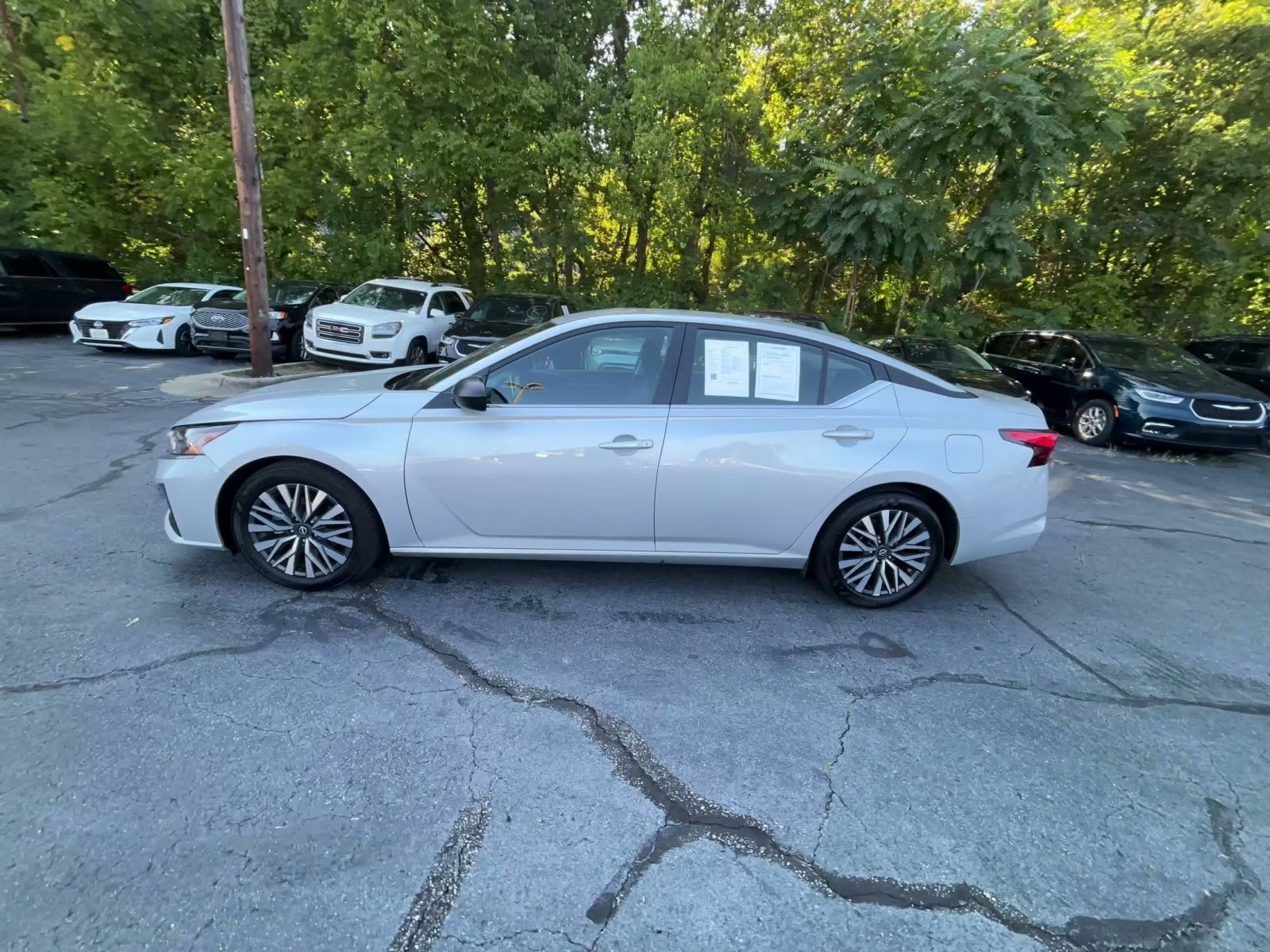 Used 2026 Nissan Altima 2.5 SV FWD image 8