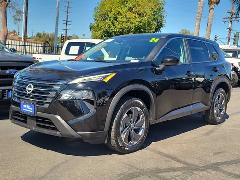 Used 2024 Nissan Rogue SV FWD image 26