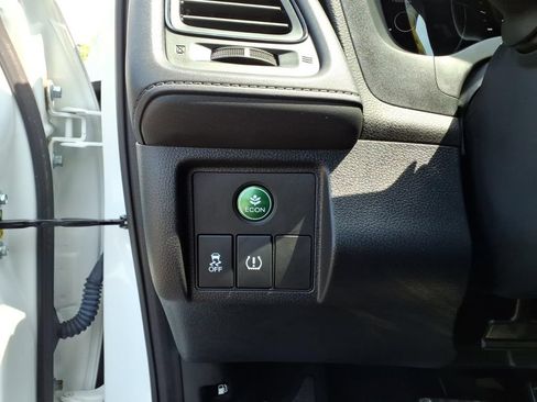 Used 2021 Honda HR-V Sport image 14