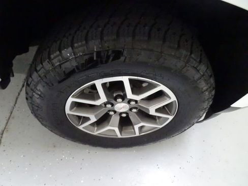 Used 2021 GMC Canyon AT4 w/ Driver Alert Package AWD/4WD image 29