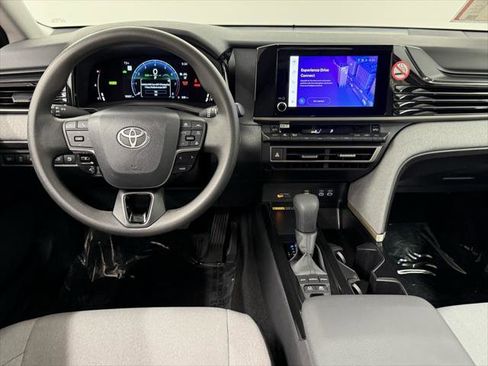 Certified 2025 Toyota Camry LE image 32