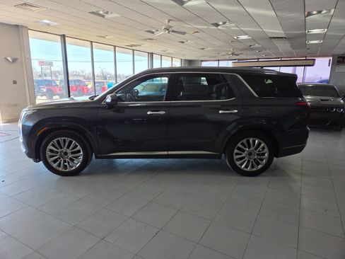 Used 2020 Hyundai Palisade Limited image 4