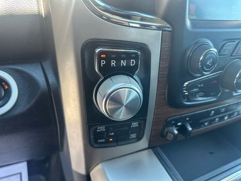 Used 2017 RAM 1500 Laramie w/ Convenience Group image 24