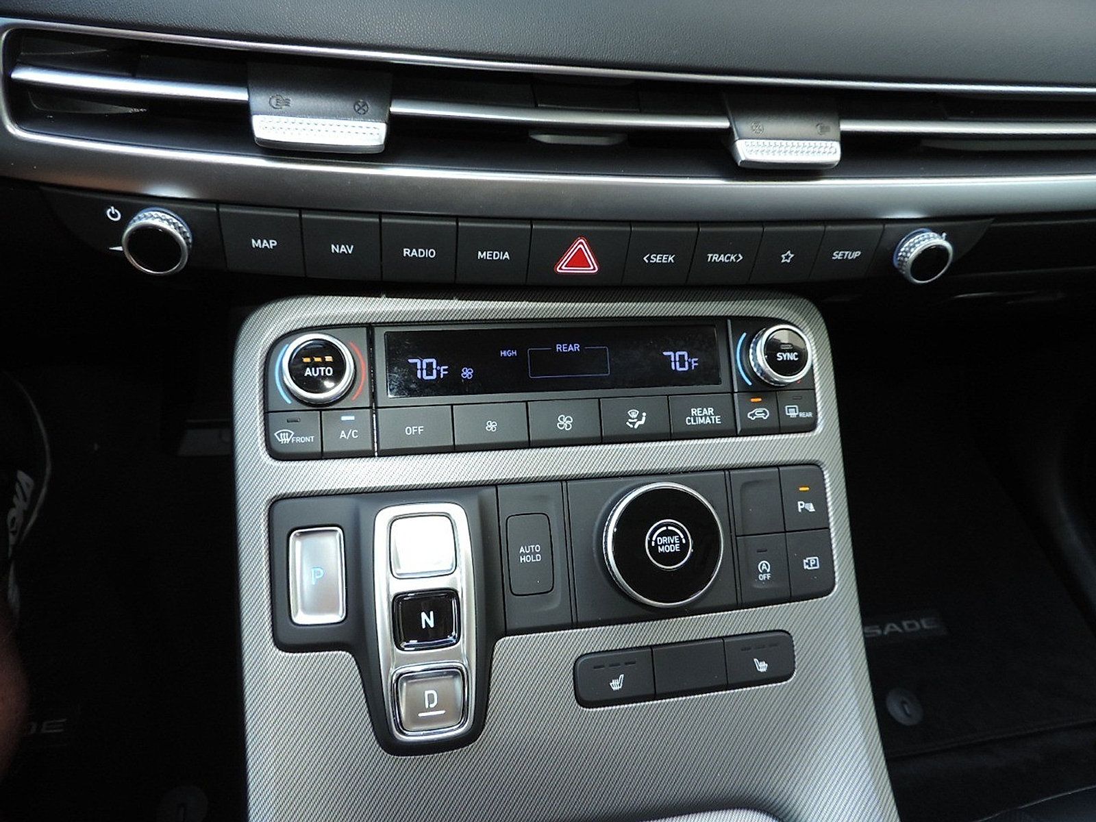 Used 2025 Hyundai Palisade SEL FWD image 20
