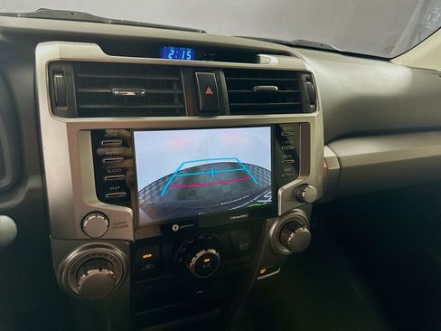 Used 2021 Toyota 4Runner SR5 AWD/4WD image 22
