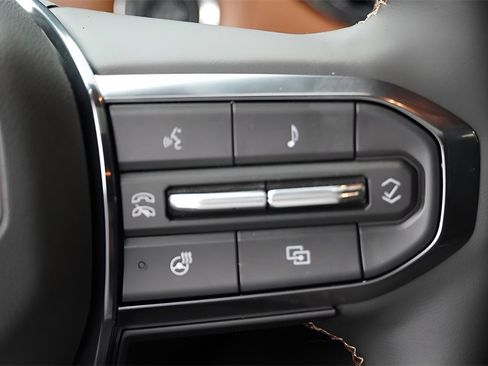 New 2026 GMC Canyon AT4 w/ Technology Plus Package image 19