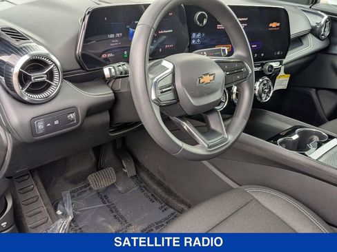 New 2025 Chevrolet Blazer EV LT AWD/4WD image 15