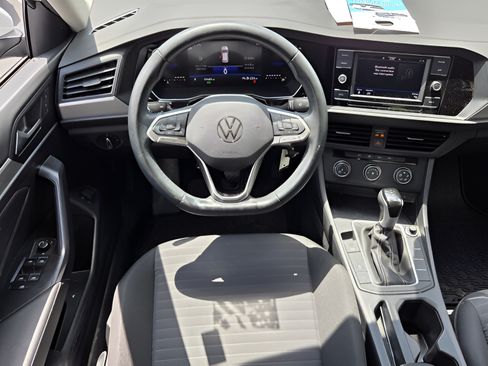 Used 2024 Volkswagen Jetta S FWD image 8