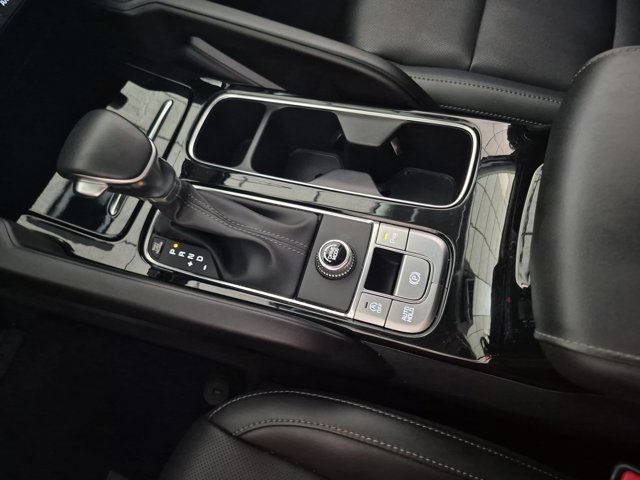 Used 2025 Kia Telluride S FWD image 24