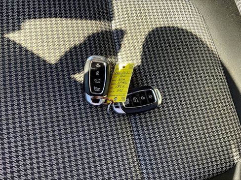 Used 2021 Hyundai Kona SEL image 15