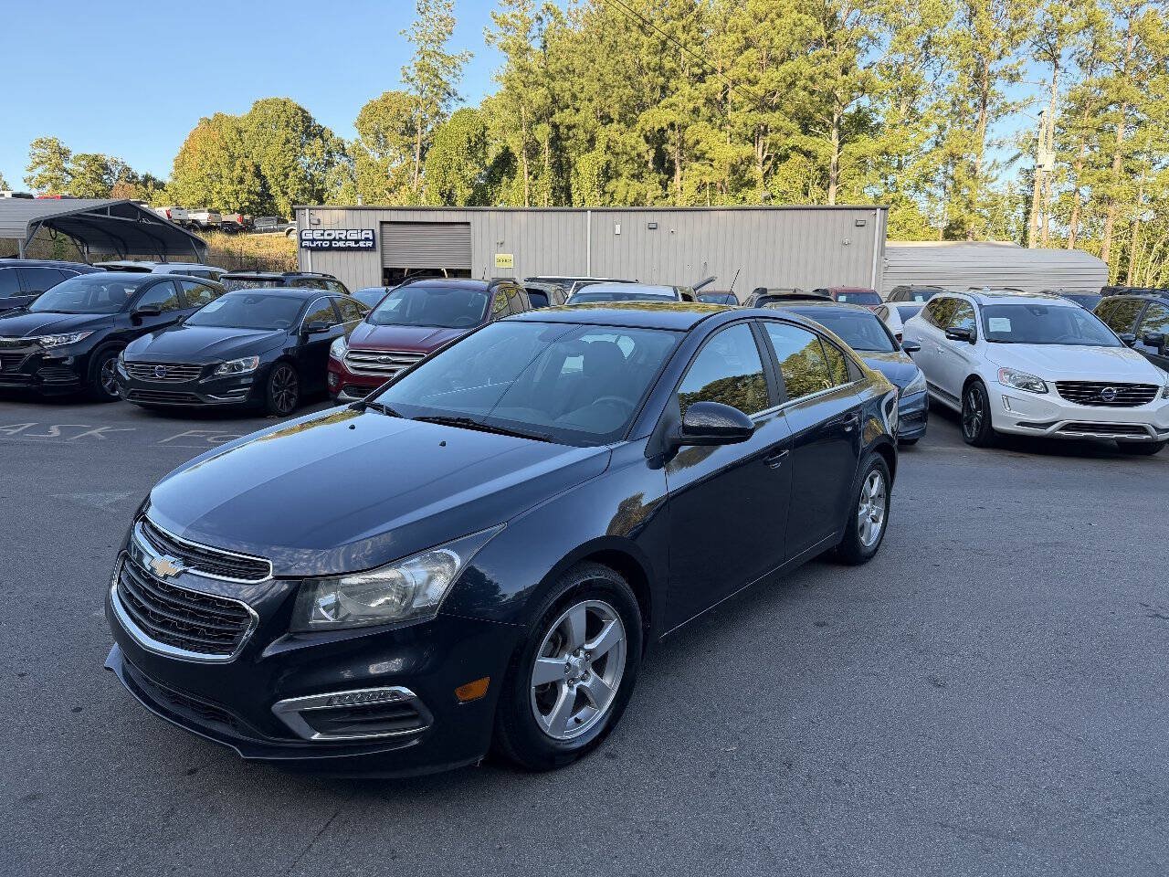Used 2016 Chevrolet Cruze LT w/ Technology Package FWD image 1