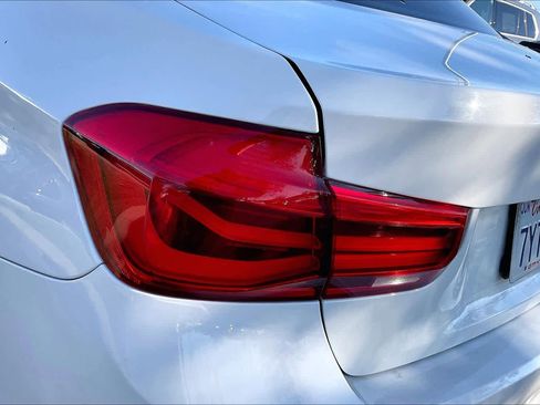 Used 2017 BMW 330i Sedan image 30