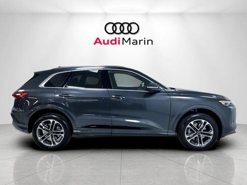 Certified 2025 Audi Q5 Premium w/ Premium Plus AWD/4WD image 6