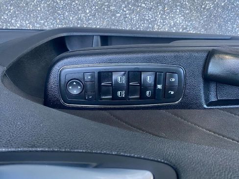 Used 2017 Dodge Charger SXT w/ Blacktop Package RWD image 16