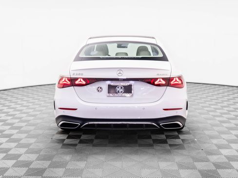 Used 2024 Mercedes-Benz E 350 4MATIC Sedan image 4