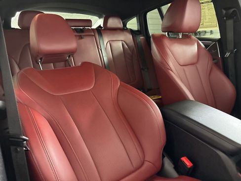 Used 2025 BMW X4 xDrive30i image 29