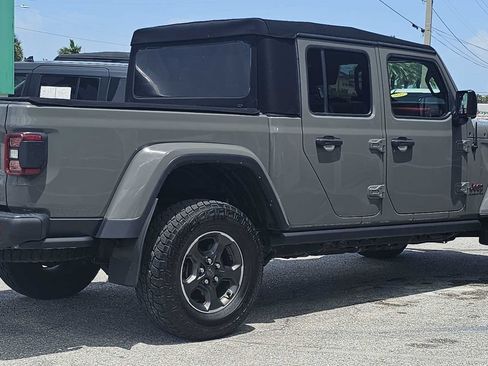 Used 2022 Jeep Gladiator Rubicon w/ Dual Top Group AWD/4WD image 5