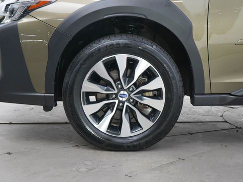 Used 2024 Subaru Outback Limited AWD/4WD image 28