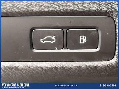 Used 2023 Volvo XC60 T8 Ultimate w/ Climate Package AWD/4WD image 20