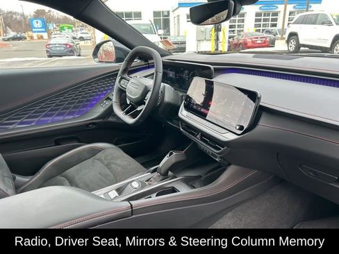 New 2024 Dodge Charger R/T Scat Pack w/ Plus Group image 38