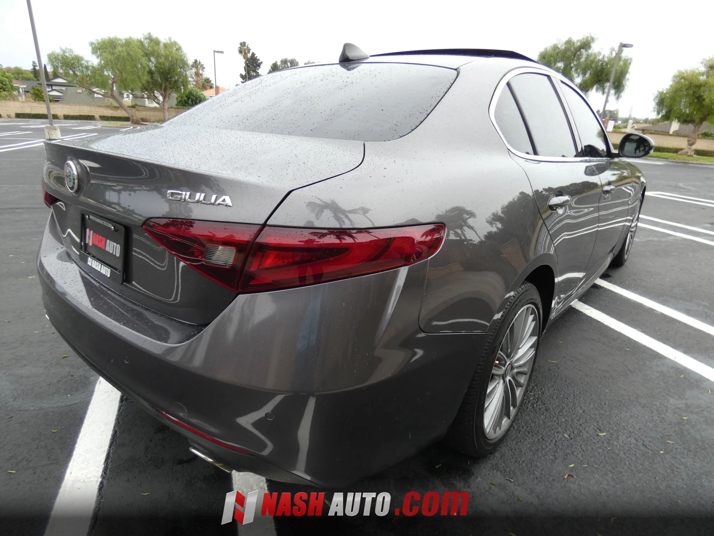 Used 2018 Alfa Romeo Giulia Ti w/ Quick Order Package 22X Lusso AWD/4WD image 8
