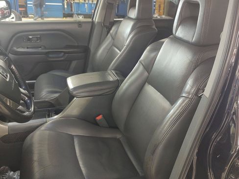 Used 2005 Honda Pilot EX-L image 2