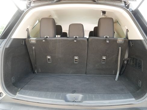 Certified 2024 Nissan Pathfinder SV AWD/4WD image 18