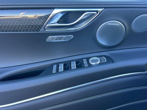 New 2025 Genesis GV80 3.5T e-SC image 12